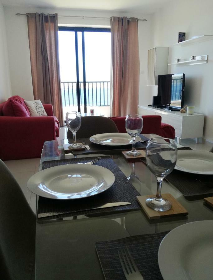 Apartamento No8 @ Seabreeze Court Mellieħa Exterior foto